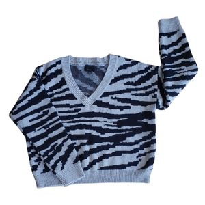 Lumiere Women Zebra Print Eyelash V-neck Sweater Sz Large